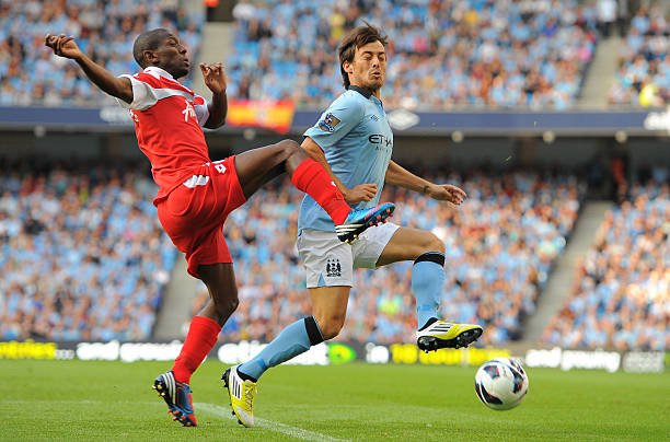 特生涯中 特生涯中