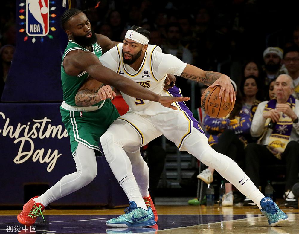 旗同时升起 旗同时升起