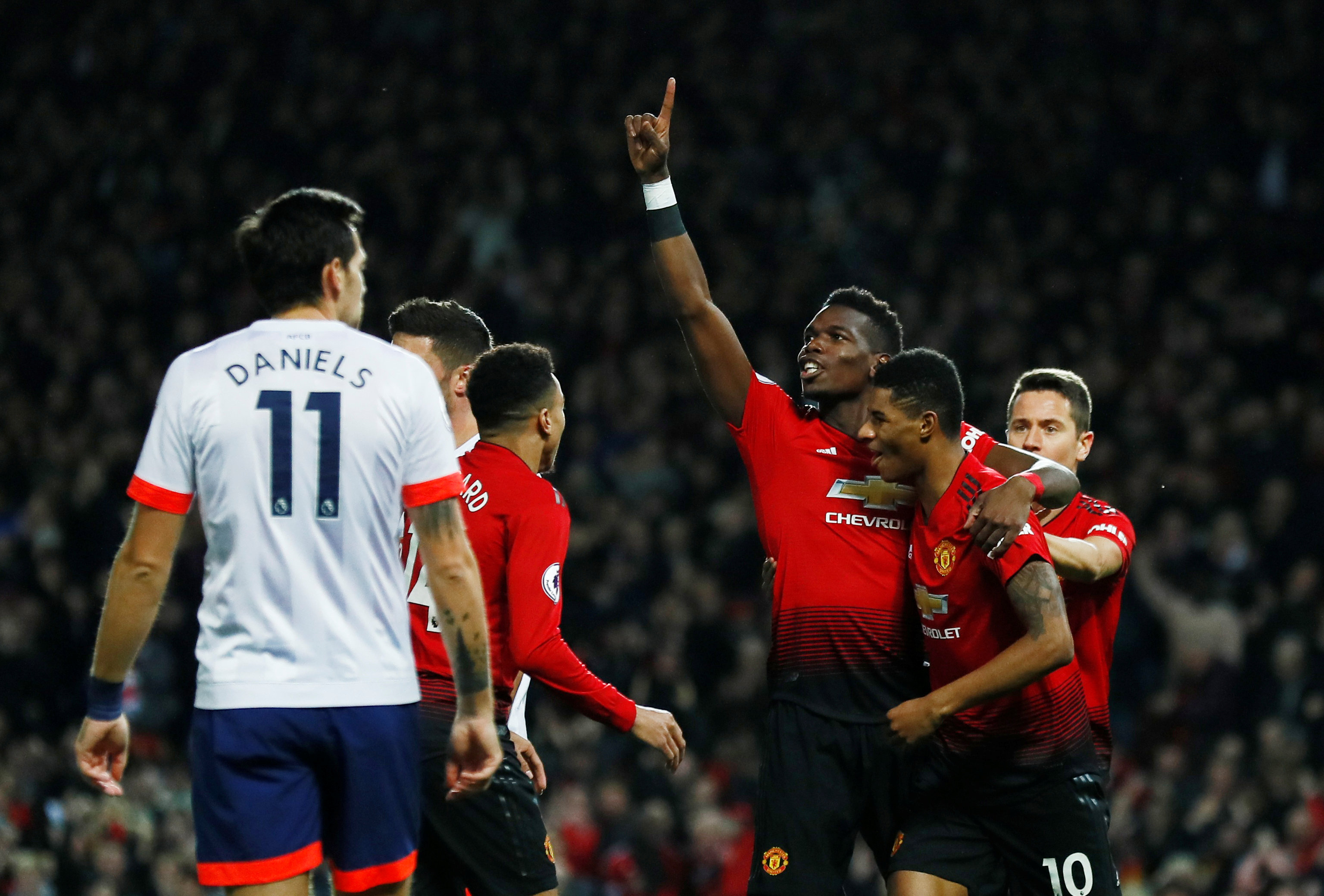 叹赛场竞技 叹赛场竞技