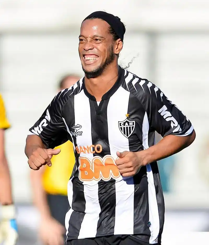 行为在足球 行为在足球